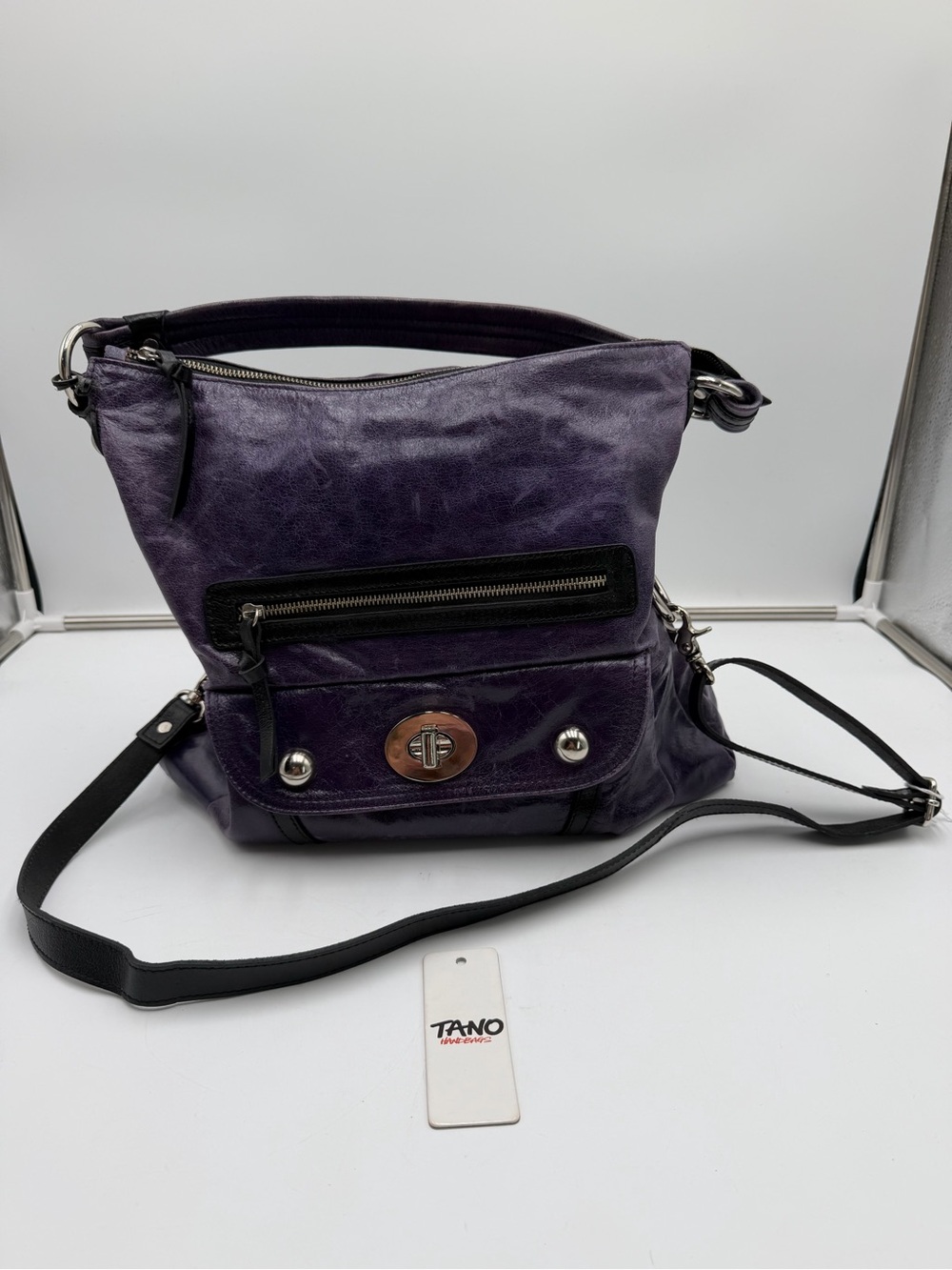 Vintage Tano Handbags 4015 Purple Leather Hobo Shoulder Crossbody Bag